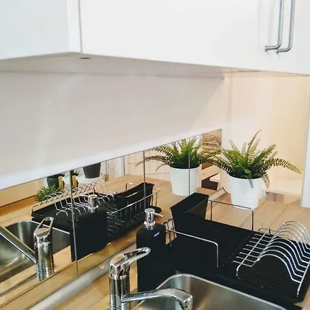 Patios De La Caleta 公寓